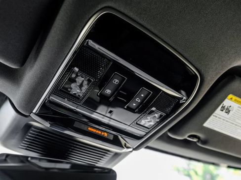 New 2026 Land Rover Range Rover Sport SE AWD/4WD image 36