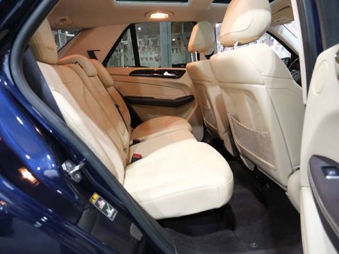 Used 2019 Mercedes-Benz GLE 400 4MATIC w/ Premium 1 Package image 26