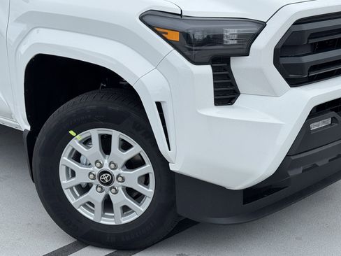 New 2026 Toyota Tacoma SR5 image 10