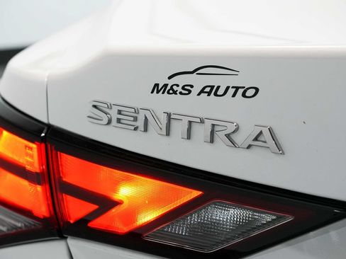 Used 2022 Nissan Sentra S FWD image 11