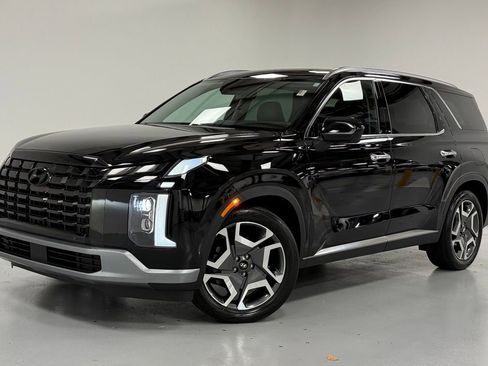 Used 2024 Hyundai Palisade Limited image 1
