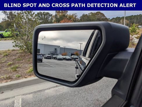 Used 2023 Ford F150 XLT image 4