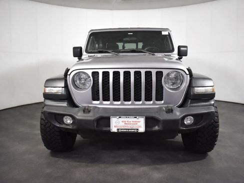 Used 2020 Jeep Gladiator Sport w/ Quick Order Package 24S AWD/4WD image 2