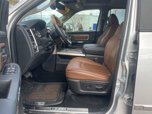 Used 2016 RAM 2500 Longhorn w/ Convenience Group image 10