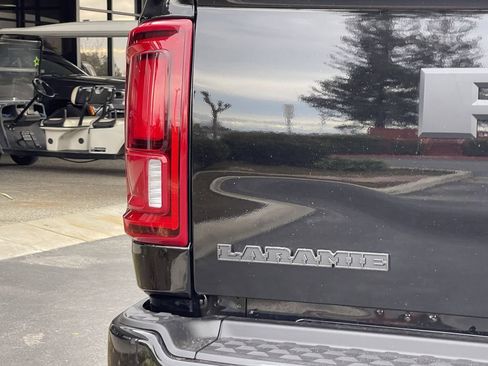 New 2026 RAM 2500 Laramie w/ Night Edition AWD/4WD image 10