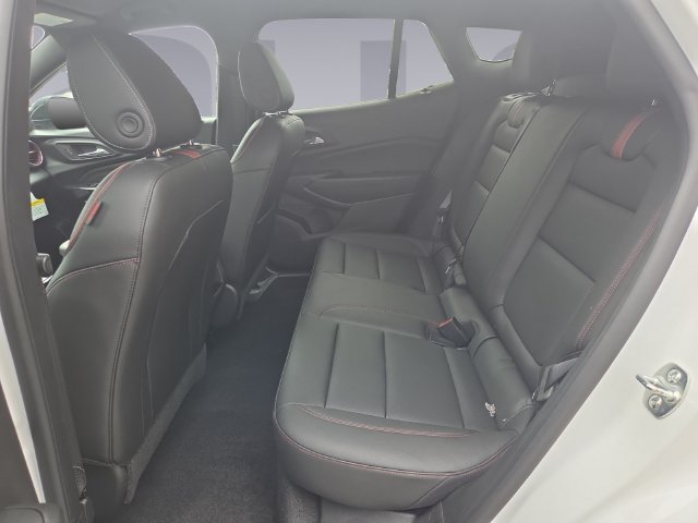 Certified 2025 Chevrolet Trax RS w/ Driver Confidence Package FWD image 16