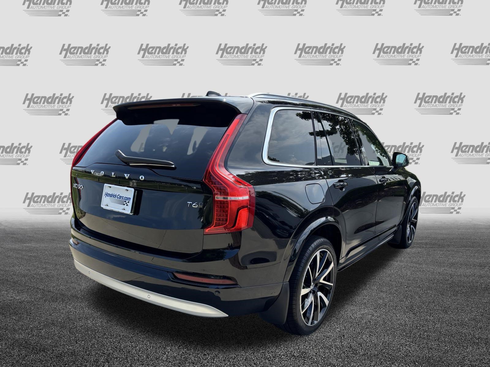 Used 2022 Volvo XC90 T6 Momentum w/ Advanced Package AWD/4WD image 10