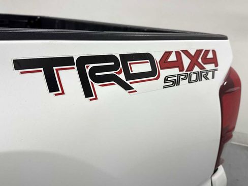 Certified 2018 Toyota Tacoma TRD Sport image 27
