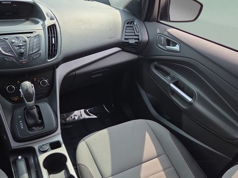 Used 2016 Ford Escape SE FWD image 14