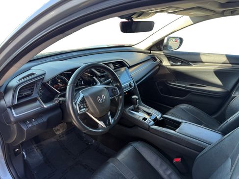 Used 2019 Honda Civic EX-L image 9