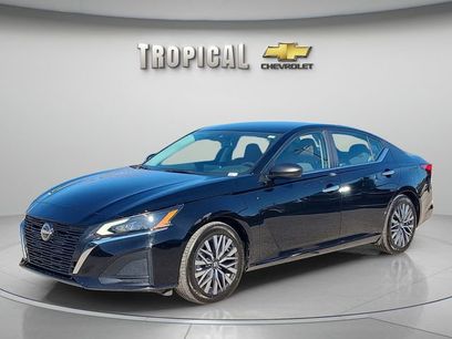 Used 2024 Nissan Altima 2.5 SV