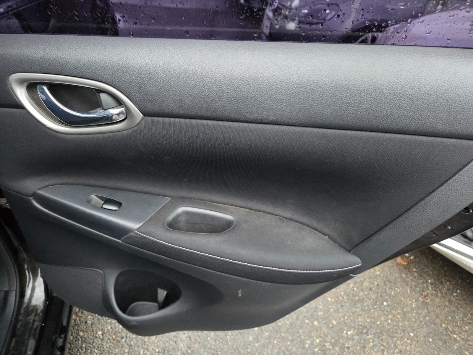 Used 2015 Nissan Sentra S FWD image 12