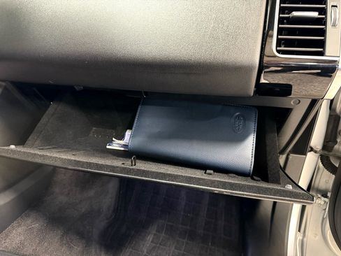 Used 2019 Land Rover Range Rover Sport HSE image 12