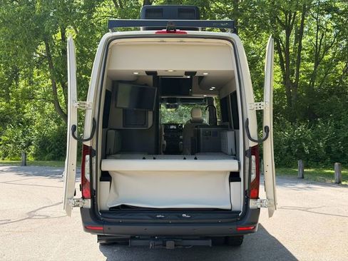 New 2025 Mercedes-Benz Sprinter 3500 image 12