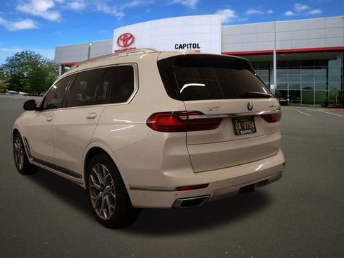 Used 2022 BMW X7 xDrive40i w/ Executive Package AWD/4WD image 4