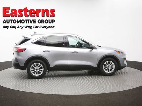 Used 2022 Ford Escape SE FWD image 45