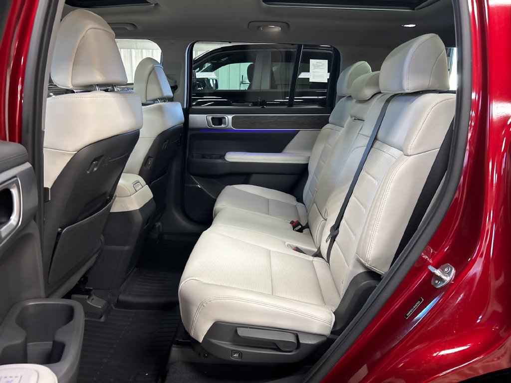 Certified 2024 Hyundai Santa Fe Limited AWD/4WD image 23