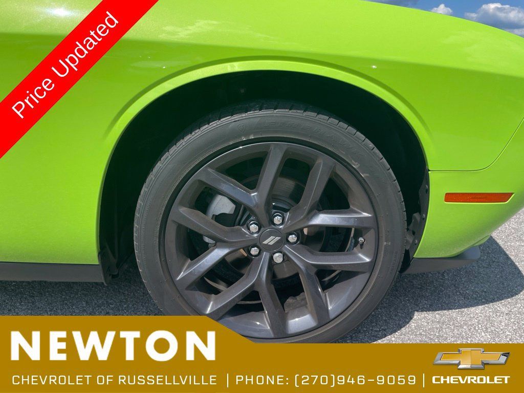 Used 2023 Dodge Challenger SXT w/ Blacktop Package RWD image 32