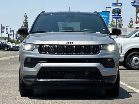 Used 2023 Jeep Compass Latitude w/ Convenience Group AWD/4WD image 11