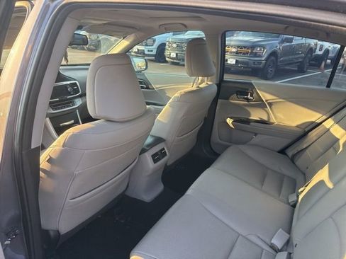 Used 2015 Honda Accord EX-L image 21