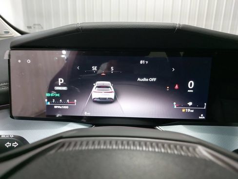 Certified 2025 Nissan Murano SL w/ Cargo Package AWD/4WD image 19