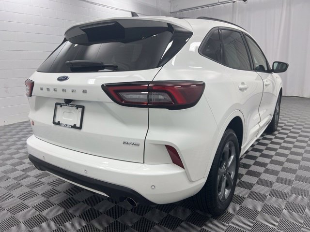 Used 2023 Ford Escape ST-Line w/ Tech Pack #1 AWD/4WD image 6