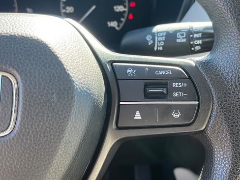 Certified 2023 Honda HR-V LX image 17