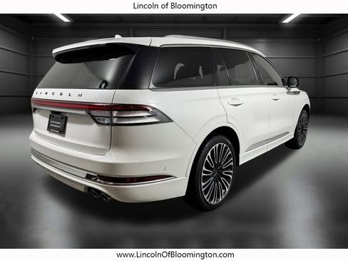 Certified 2023 Lincoln Aviator Black Label w/ Dynamic Handling Package AWD/4WD image 7