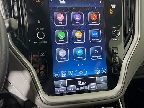 Used 2025 Subaru Outback Premium image 14