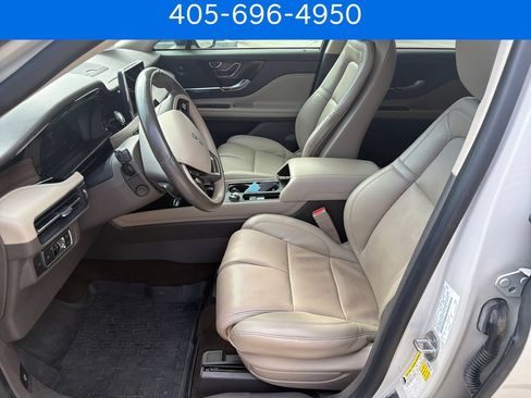 Used 2021 Lincoln Corsair Reserve w/ Equipment Group 201A AWD/4WD image 11