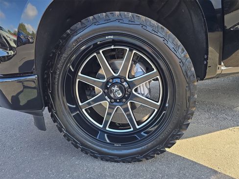 Used 2023 Chevrolet Silverado 1500 Custom image 25