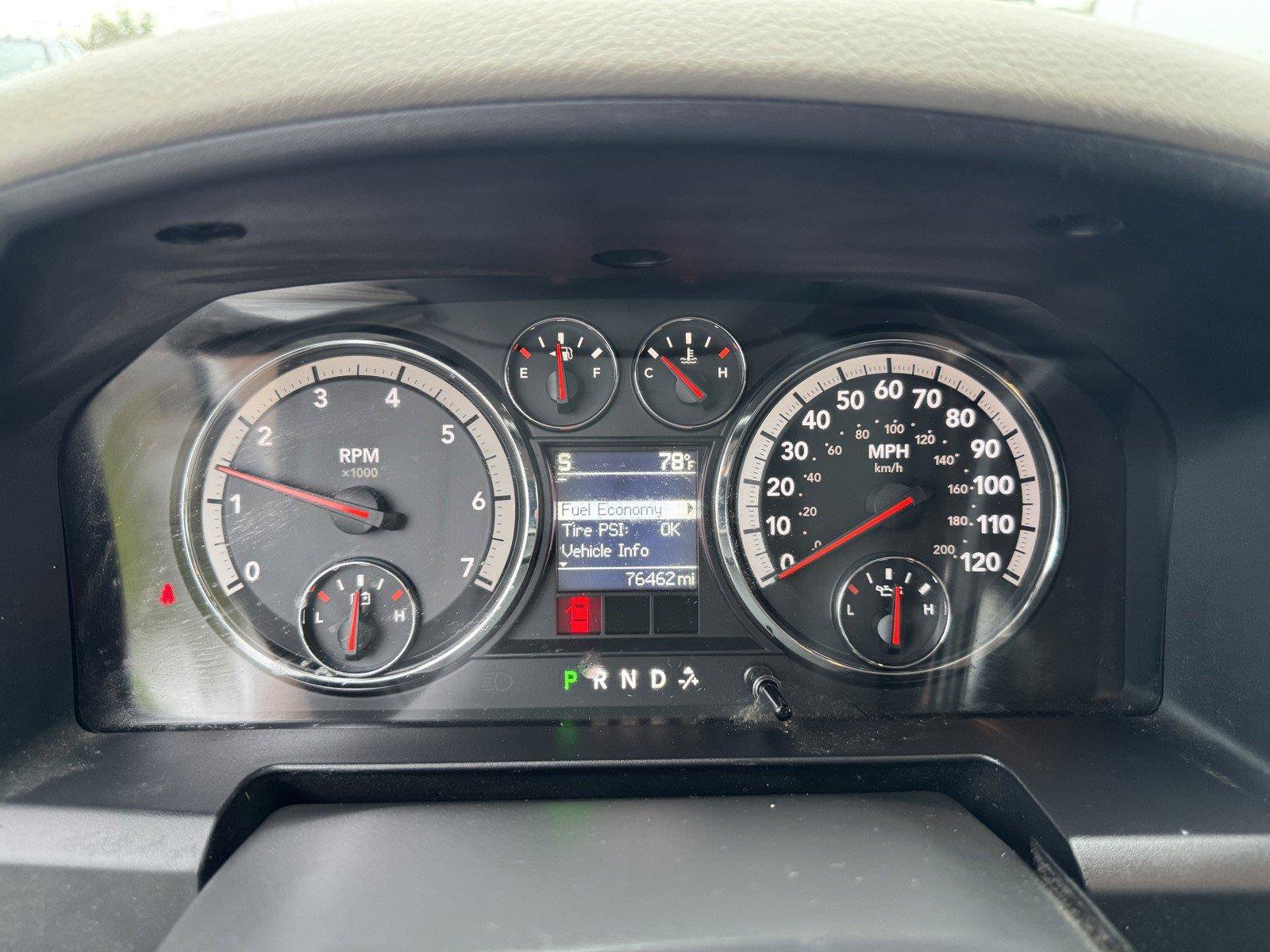 Used 2011 RAM 1500 Classic SLT w/ Luxury Group RWD image 13