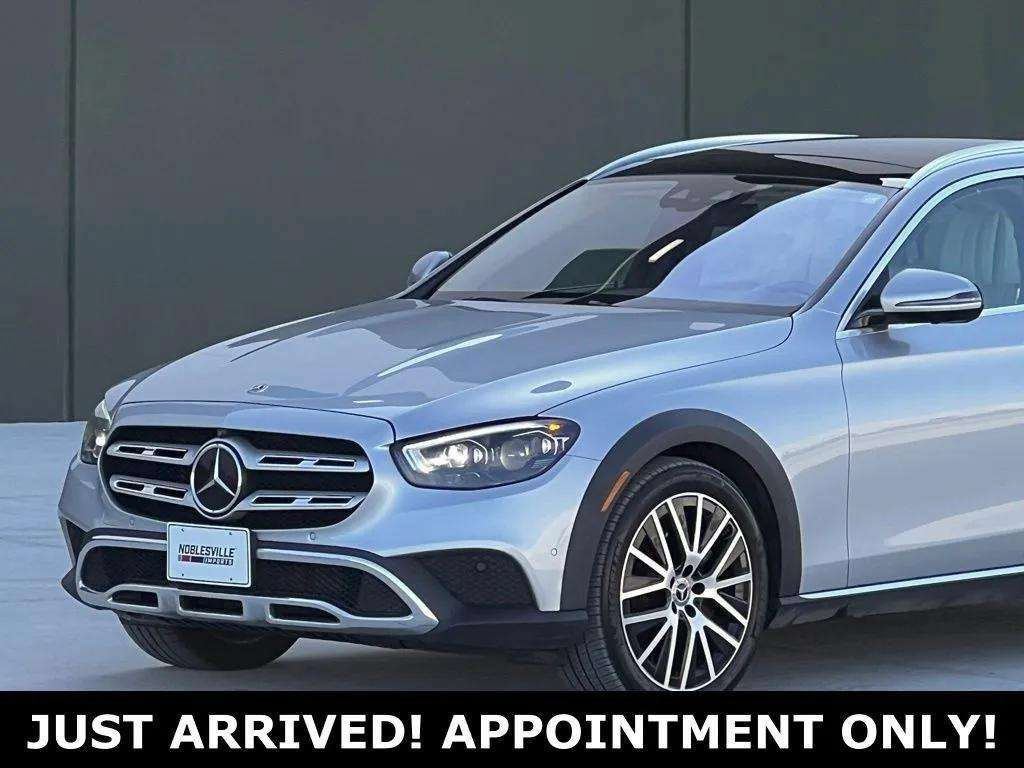 Used 2021 Mercedes-Benz E 450 4MATIC All-Terrain Wagon image 32