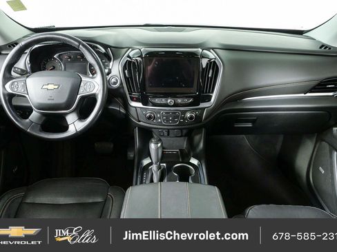 Used 2020 Chevrolet Traverse Premier AWD/4WD image 21