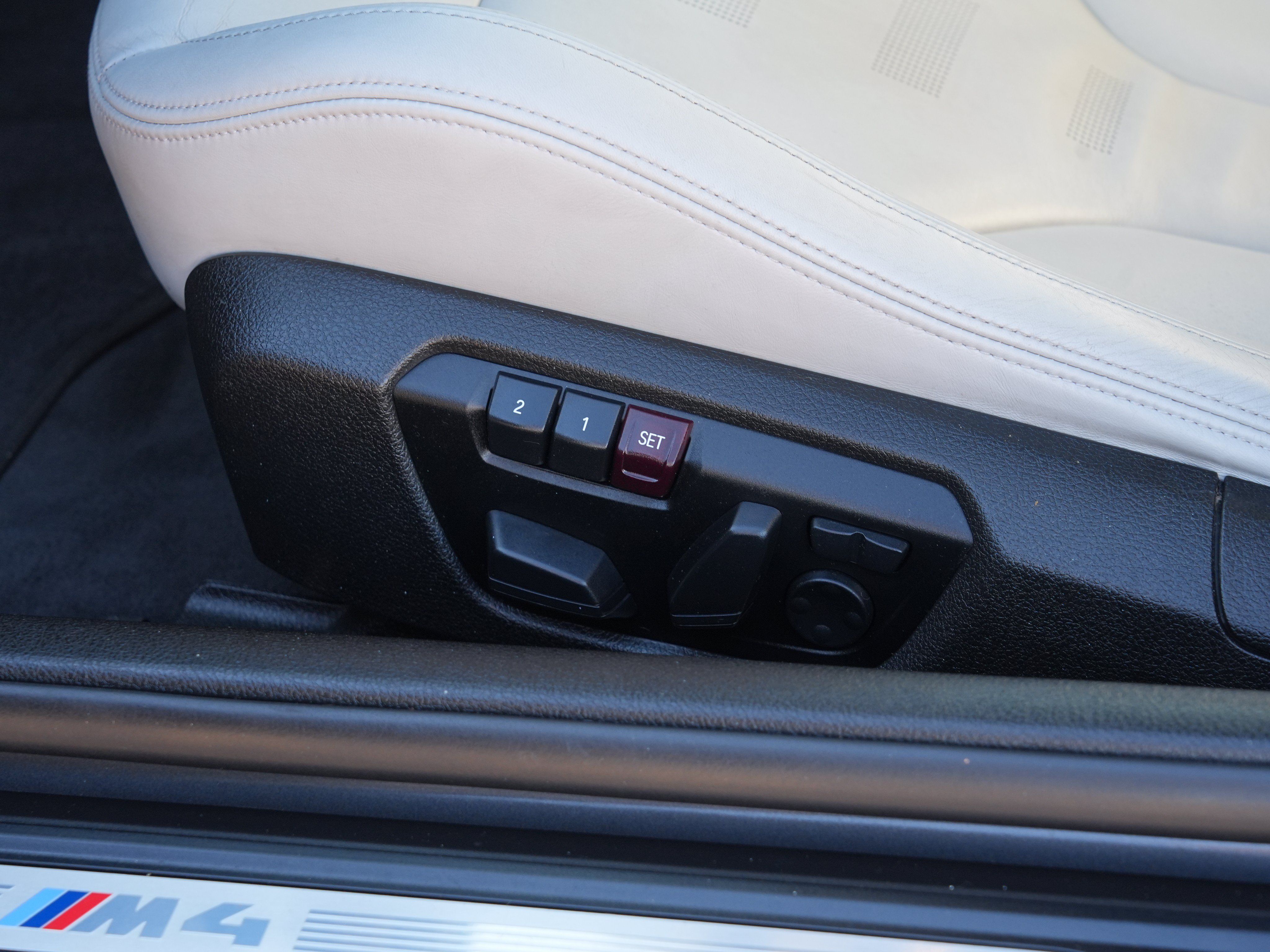 Used 2015 BMW M4 Coupe RWD image 19