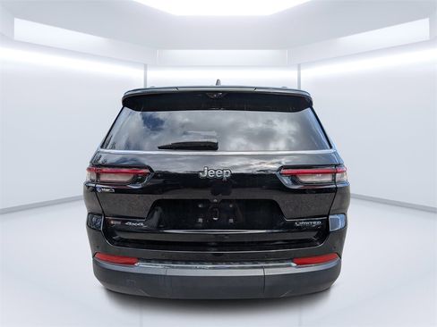 Used 2021 Jeep Grand Cherokee L Limited w/ Luxury Tech Group II image 4