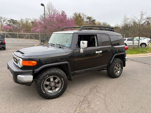 Used 2007 Toyota FJ Cruiser 4WD image 7