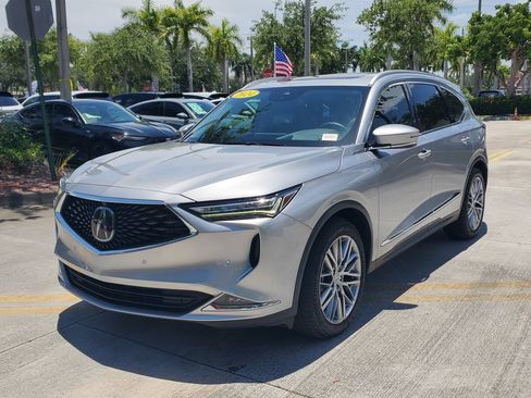 Used 2024 Acura MDX SH-AWD w/ Advance Package image 3