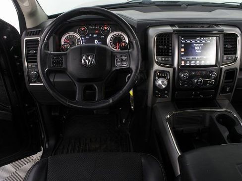 Used 2017 RAM 1500 Sport image 10