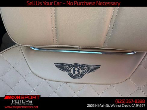Used 2019 Bentley Bentayga AWD/4WD image 31
