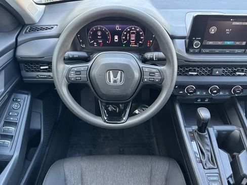 Used 2025 Honda Accord SE image 16