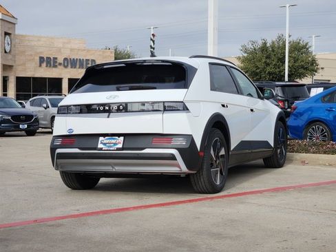 Certified 2025 Hyundai Ioniq 5 SEL image 8