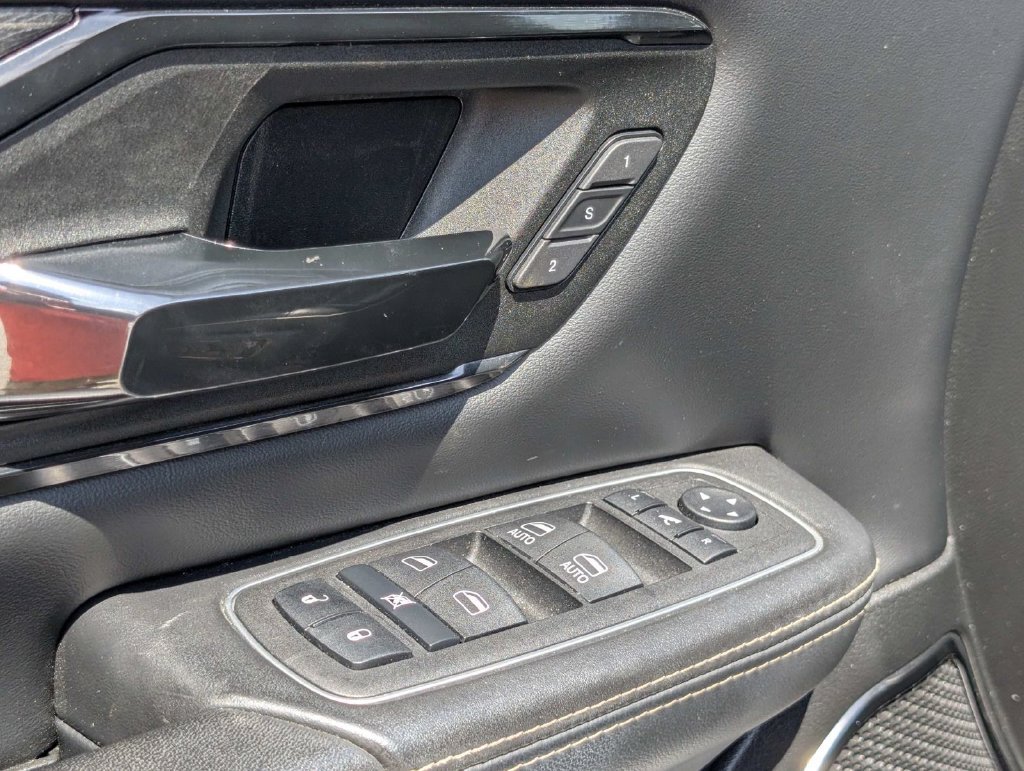Used 2023 RAM 1500 Limited AWD/4WD image 15