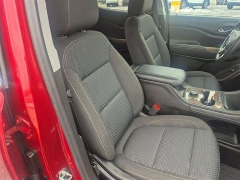 Certified 2023 GMC Acadia SLE w/ Driver Convenience Package image 57