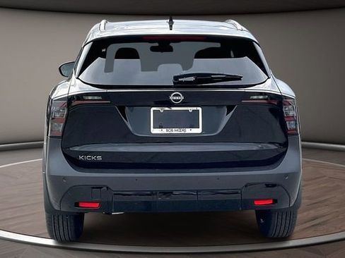 New 2026 Nissan Kicks SV w/ SV Premium Package FWD image 4