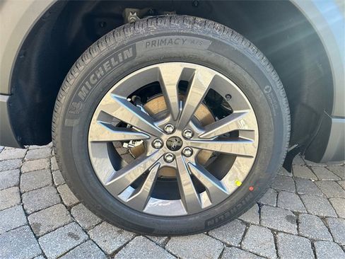 New 2026 Ford Explorer Active image 13