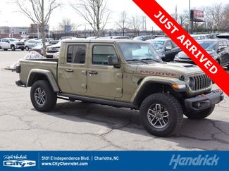 Used 2025 Jeep Gladiator Mojave video 1