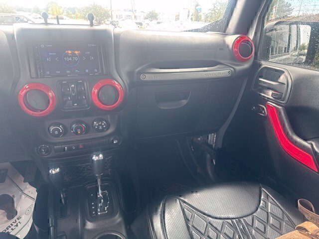 Used 2018 Jeep Wrangler Unlimited Sport S AWD/4WD image 21