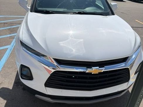 Used 2022 Chevrolet Blazer LT AWD/4WD image 2