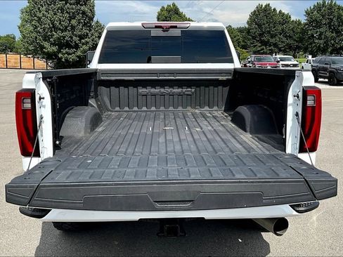 Used 2024 GMC Sierra 2500 Denali Ultimate AWD/4WD image 26